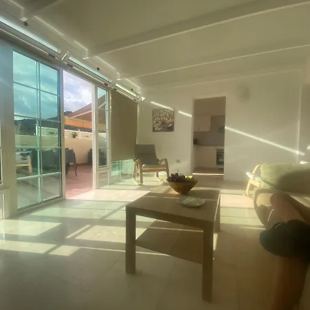 Modern Family Near The Pool With Private Jacuzzi Semesterbostad