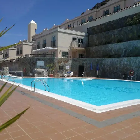 Semesterbostad Modern Family Near The Pool With Private Jacuzzi Puerto Rico (Gran Canaria)