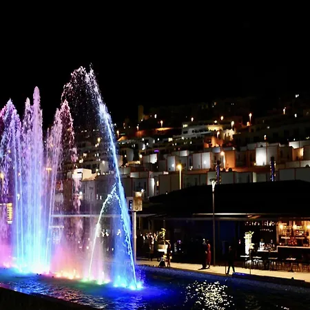 Modern Family Near The Pool With Private Jacuzzi Semesterbostad