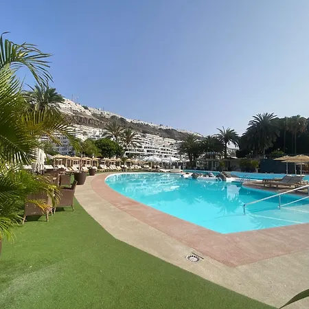 Modern Family Near The Pool With Private Jacuzzi Semesterbostad *